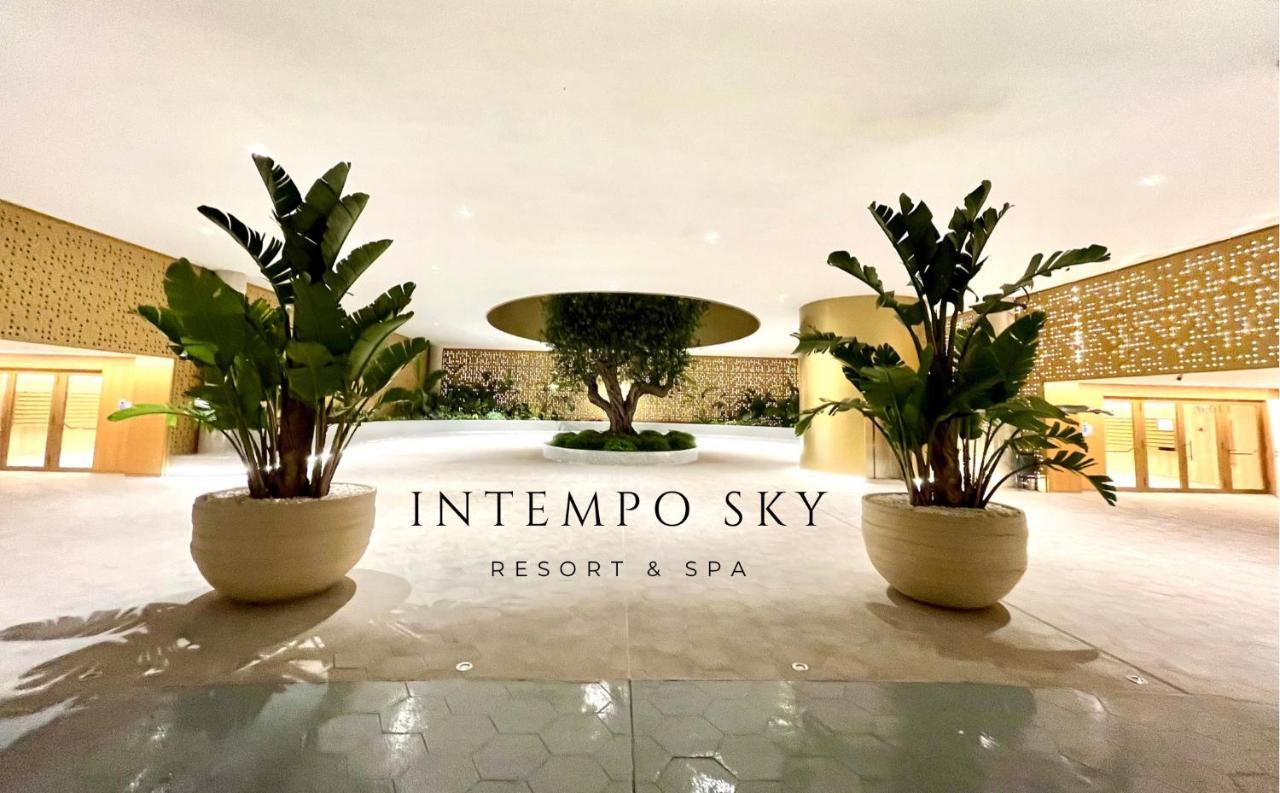 Intempo Sky Resort & Spa Benidorm Esterno foto